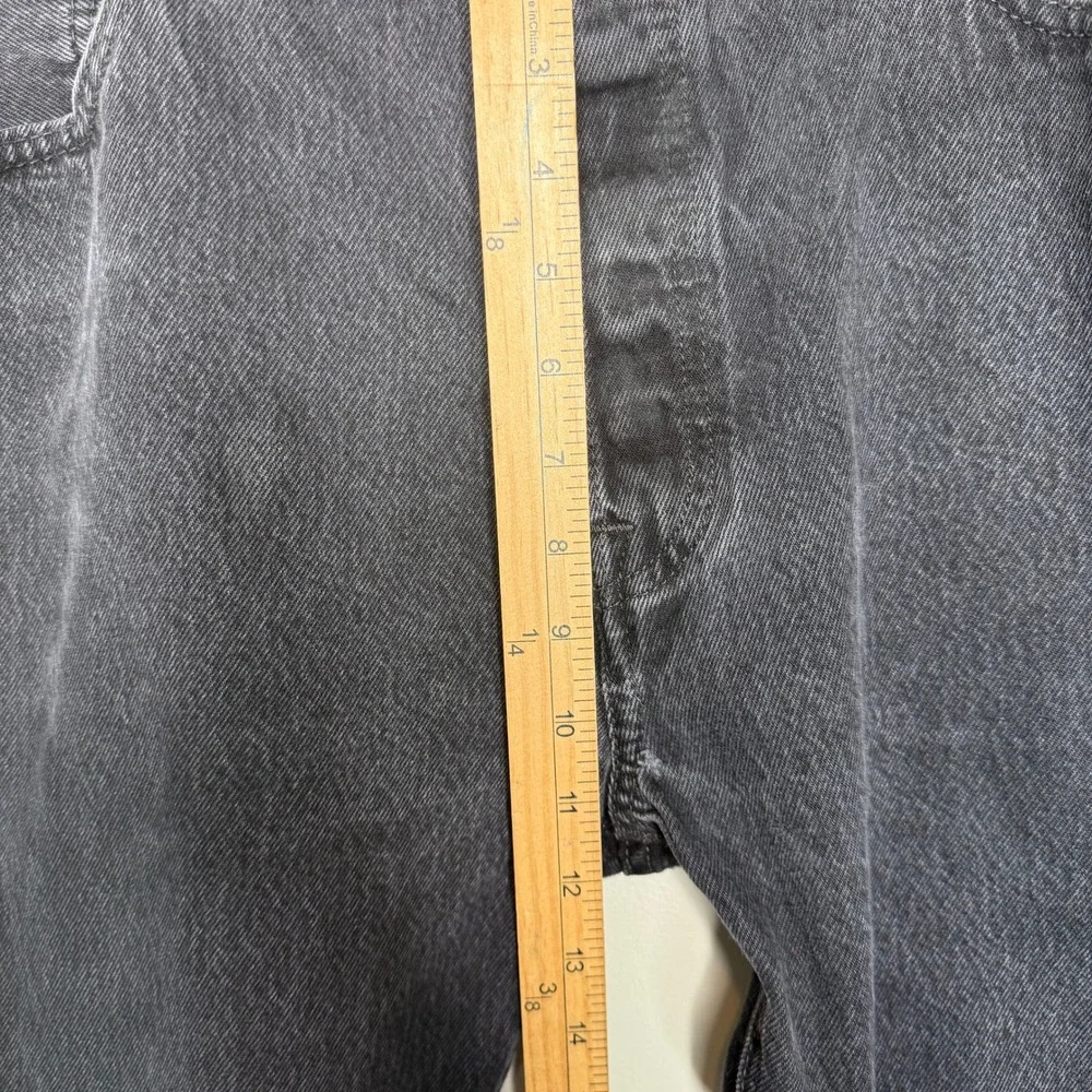 Vintage Levis 501 Button Fly Jeans 36x30 Black Faded Denim Straight Leg Mens